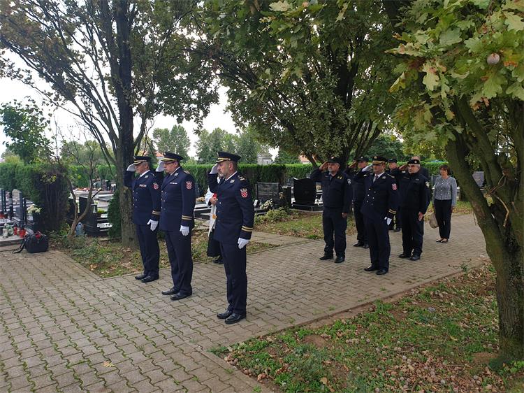 Slika /PU_BP/Danpolicije.2020/PGP SB/20200930_093220.jpg